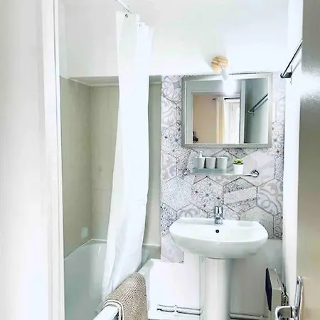 Cosy In The Center Of Apartment Fontainebleau
